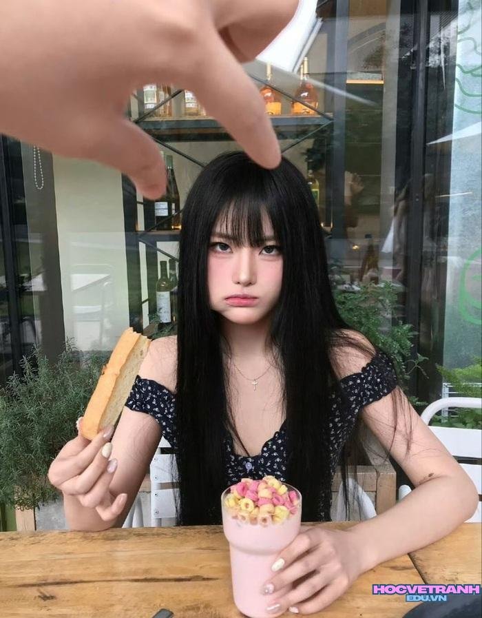 gái xinh tóc dài xinh xắn