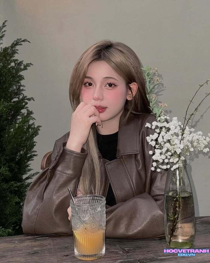 Đan Phượng dịu dàng