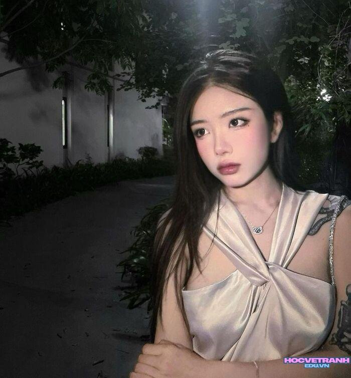 ảnh Hương Tịt đẹp hiện đại