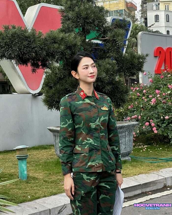 ảnh Lê Bống đẹp năng động