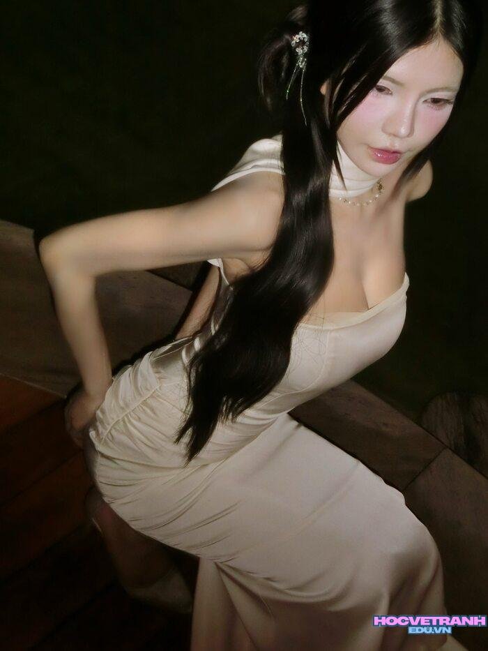ảnh Mai Dora đẹp vibe nóng bỏng