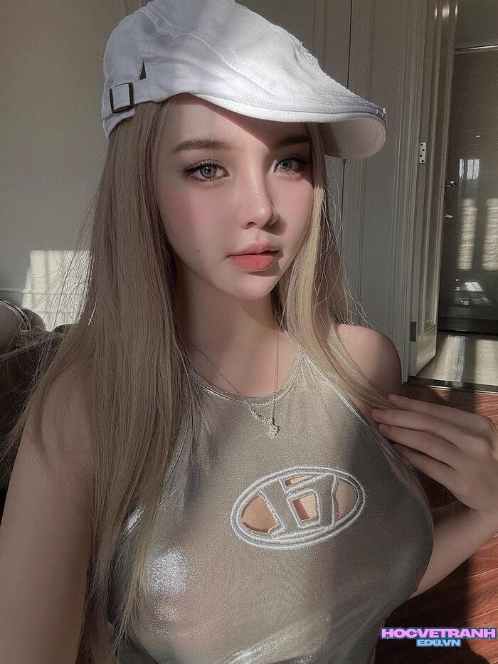 ảnh Trần Huyền Châu đẹp nổi bật tự nhiên