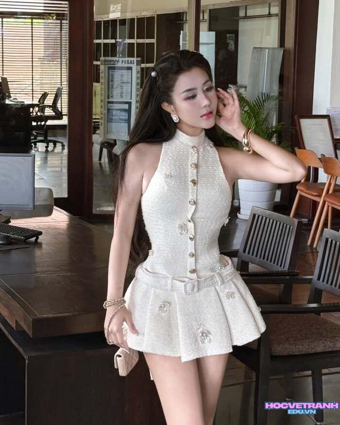 ảnh Võ Ngọc Trân đẹp duyên dáng