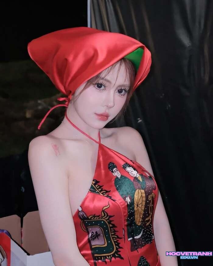 ảnh Võ Nữ Ngân Hà đẹp ánh mắt long lanh