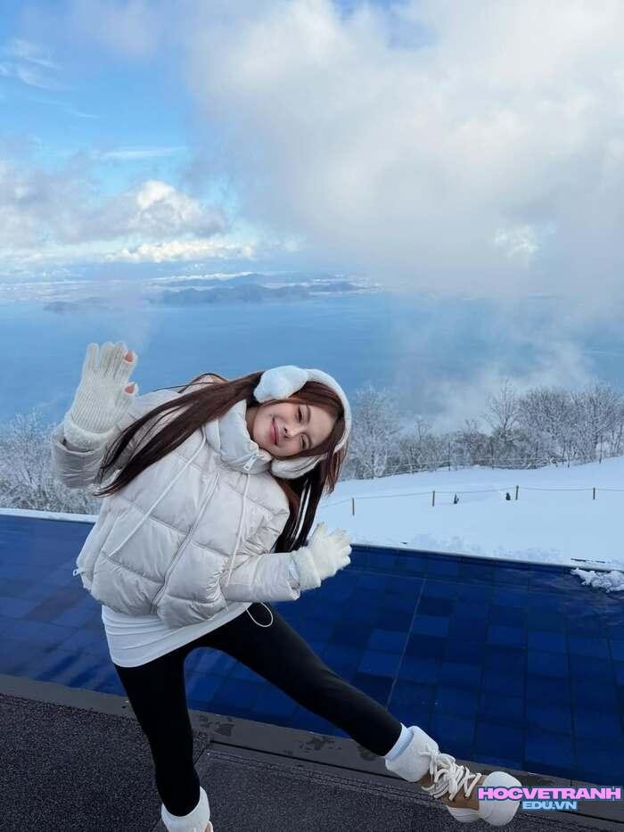 ảnh Võ Nữ Ngân Hà đẹp ánh nhìn cuốn hút