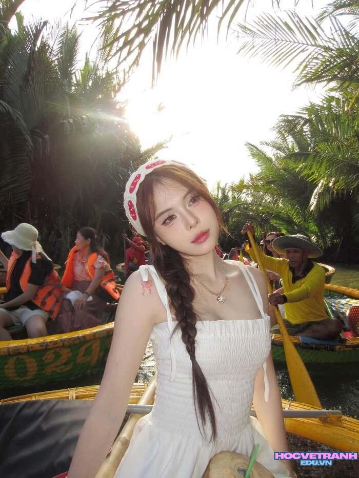 ảnh Võ Nữ Ngân Hà đẹp cuốn hút