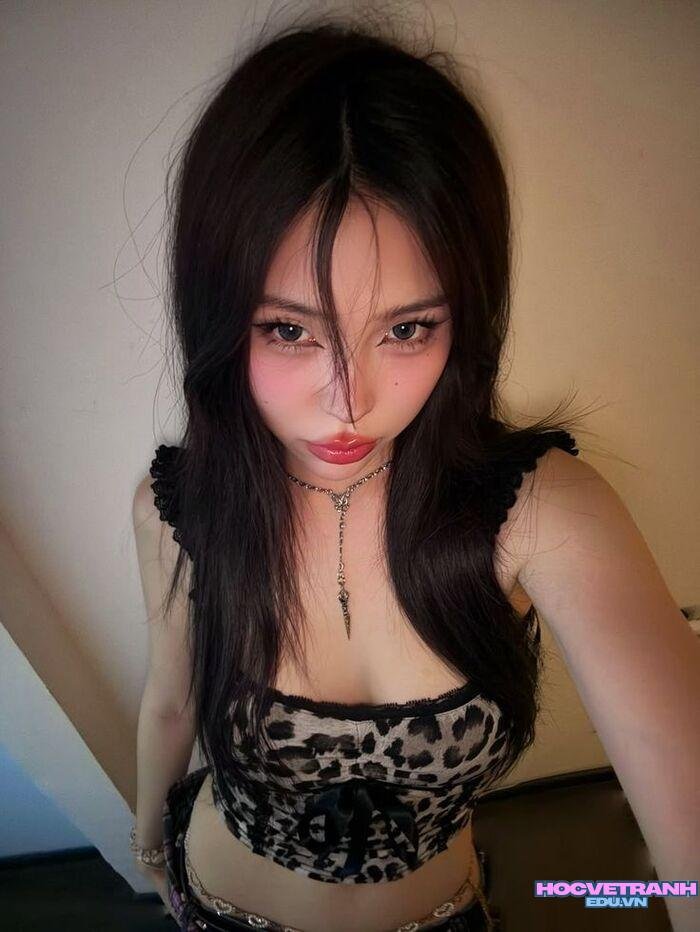 ảnh gái múp đẹp thanh thoát