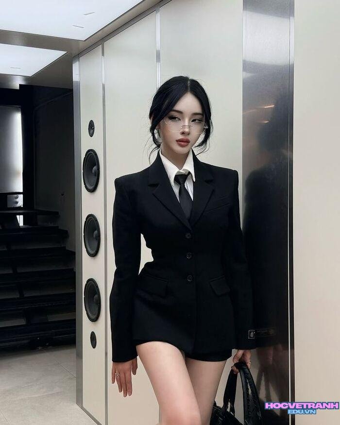 ảnh gái xinh công sở phong cách