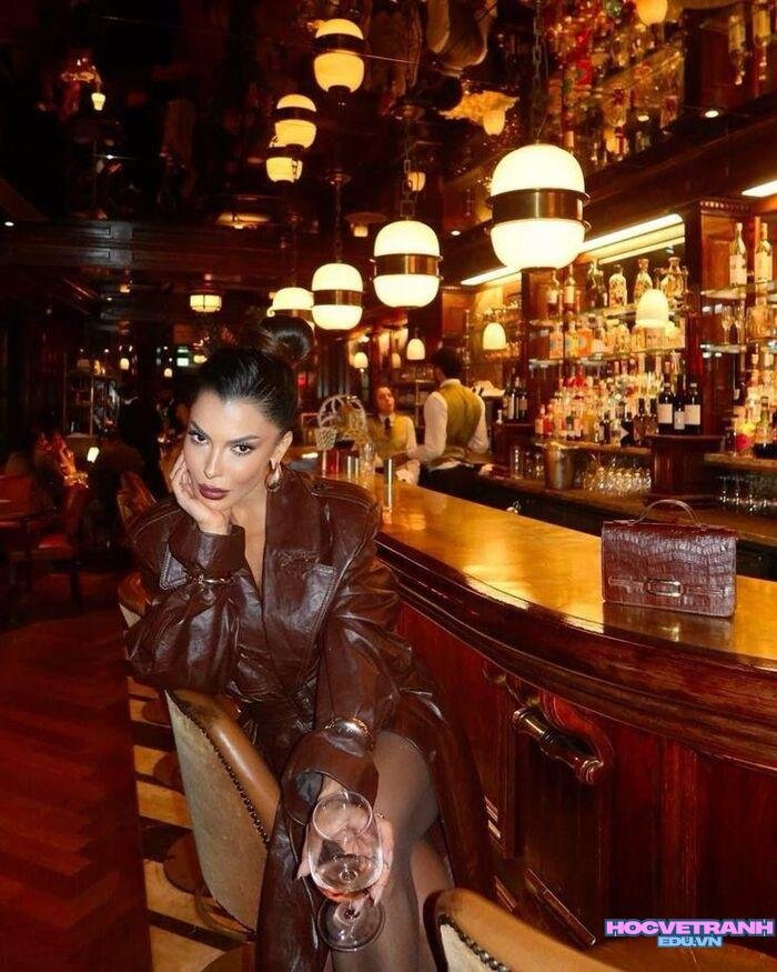 ảnh gái xinh đi bar đẹp cuốn hút