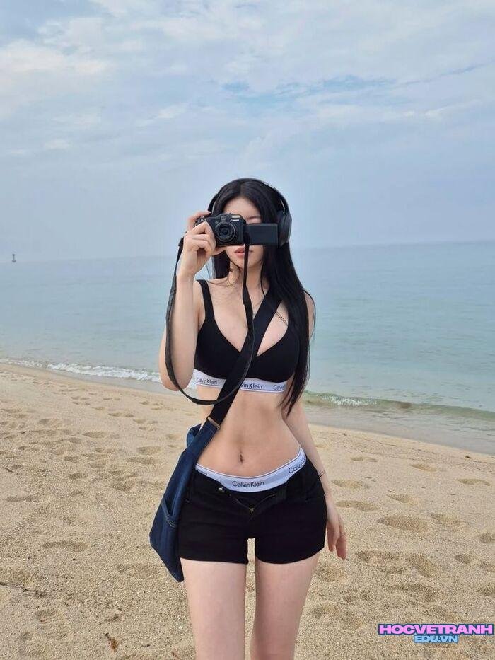 ảnh gái xinh mặc quần ngắn đẹp thu hút