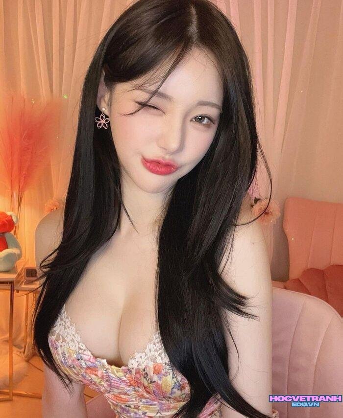 ảnh gái xinh vú bự đẹp tự tin