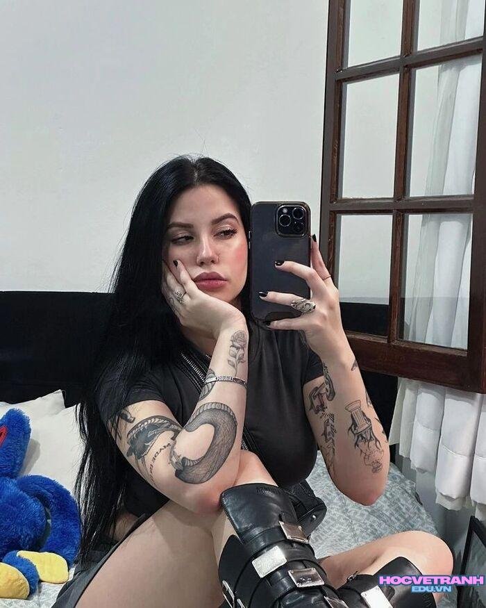 ảnh gái xinh xăm mình đẹp cá tính cuốn hút