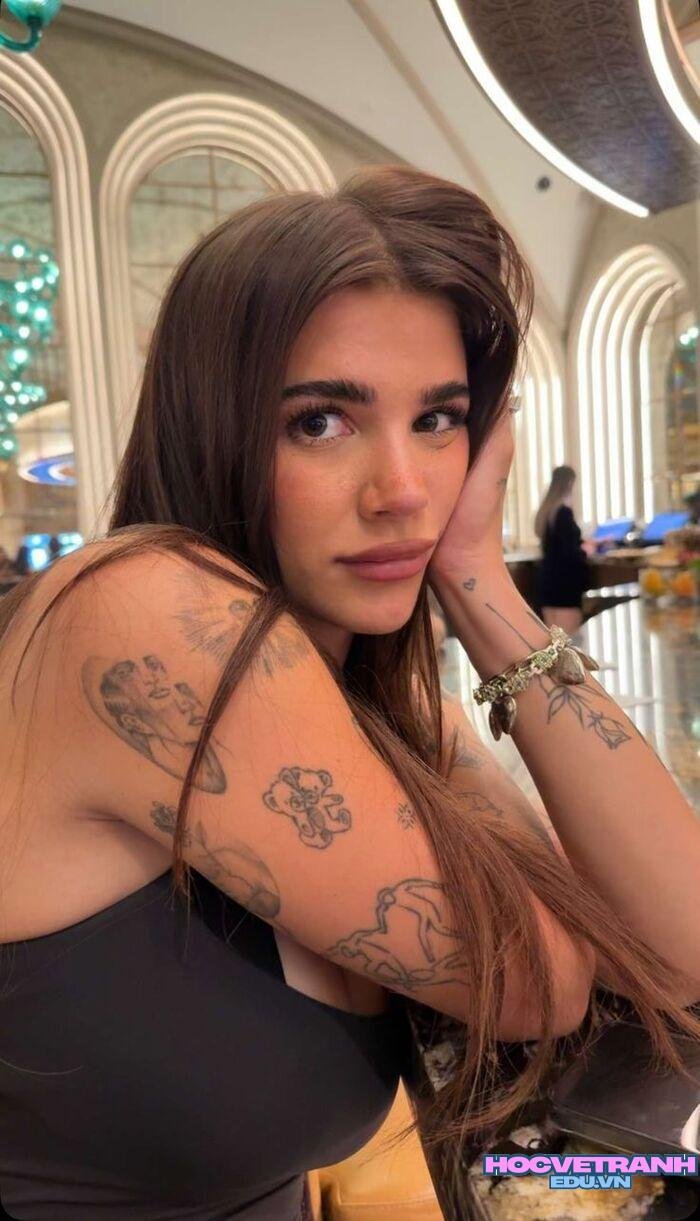 ảnh gái xinh xăm mình đẹp gái tây