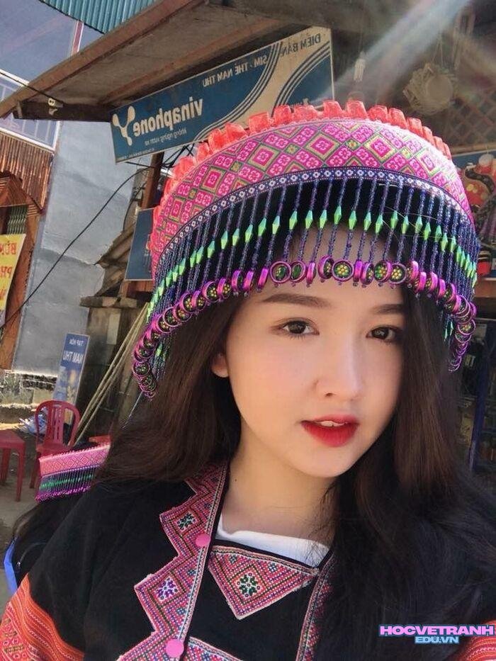 gái xinh dân tộc H’Mông Đỏ mới lớn