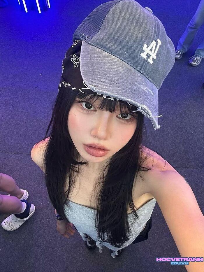 mẫu ảnh gái xinh đẹp cuốn hút nhẹ nhàng