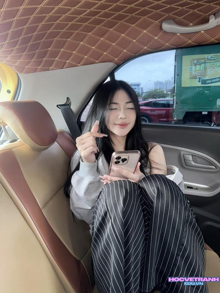 trần hà linh cute