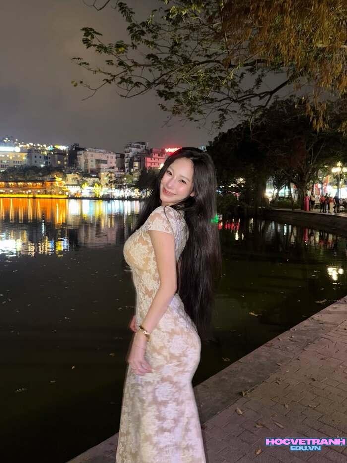 uyên ni quyến rũ tinh tế