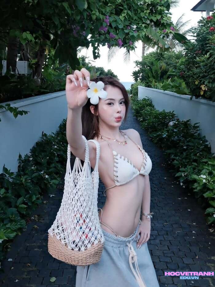 võ nữ ngân hà chất