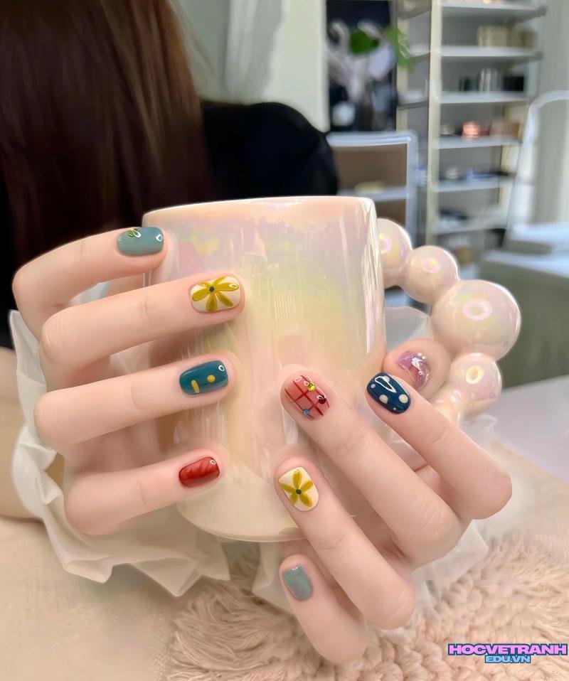 Album ảnh nail vẽ cute thu hút