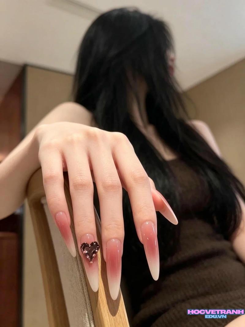 Ảnh ảnh nail chụp kỷ yếu cuốn hút