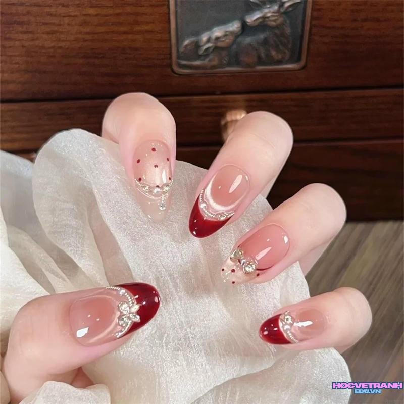 Ảnh ảnh nail đỏ đẹp cuốn hút