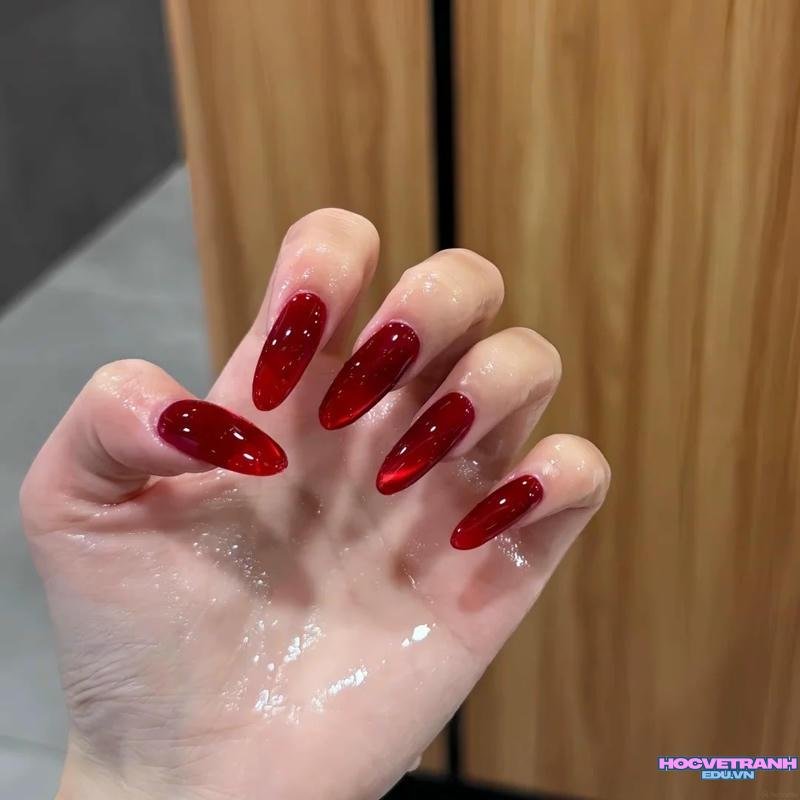 Bộ ảnh nail đỏ đẹp độc đáo