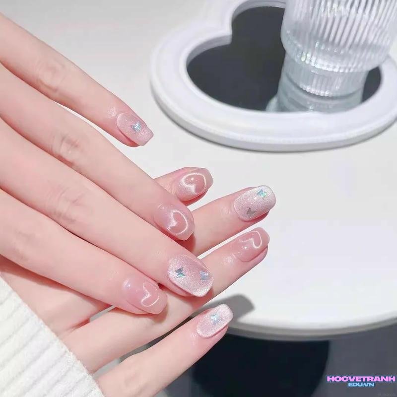 Bộ ảnh nail trái tim mới chất lượng cao