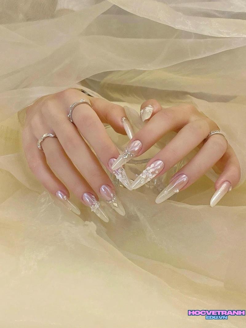 Bộ sưu tập ảnh nail cô dâu trend nhất