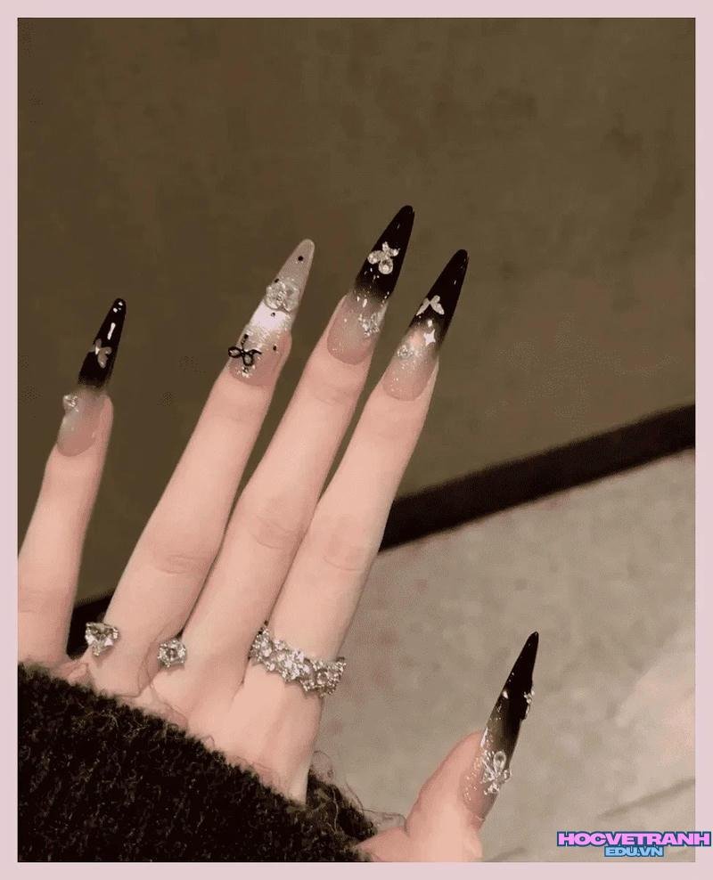 Bộ sưu tập ảnh nail màu đen mới nhất