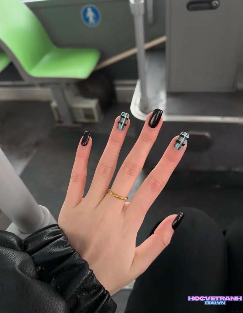 Khám phá ảnh nail cá tính sắc nét