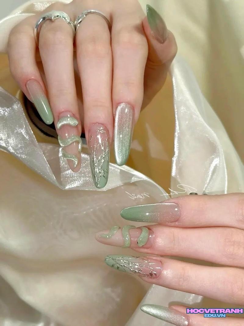 Khám phá ảnh nail con rắn thu hút