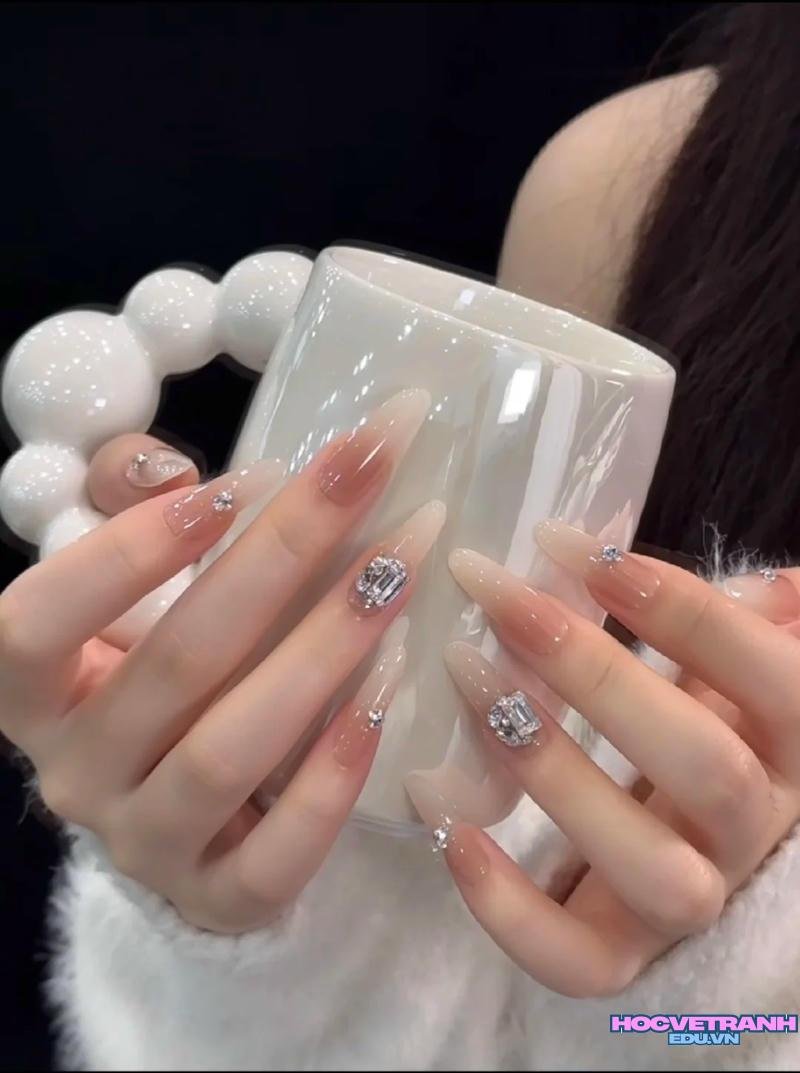 Khám phá ảnh nail đẹp tôn da sắc nét