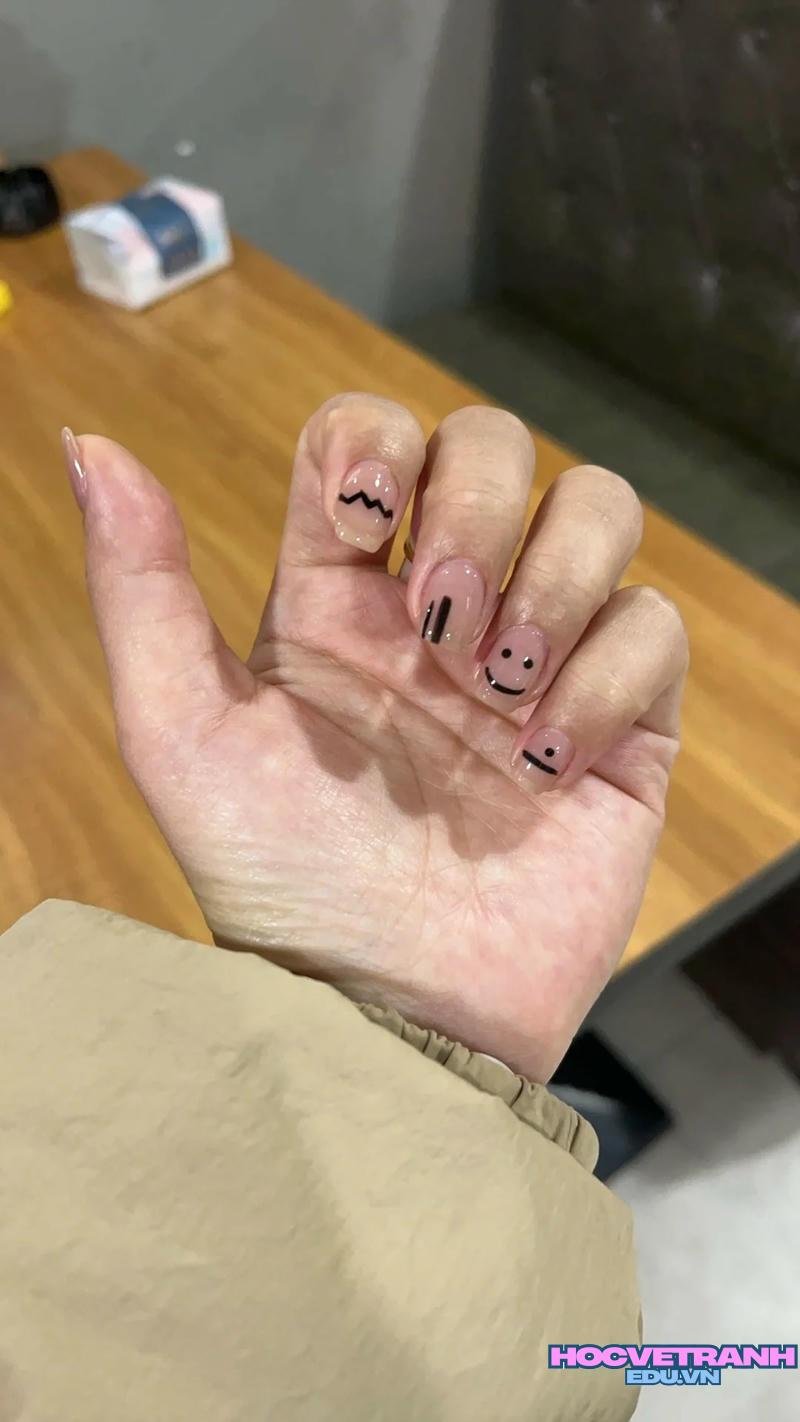 Khám phá ảnh nail mặt cười đẹp nhất