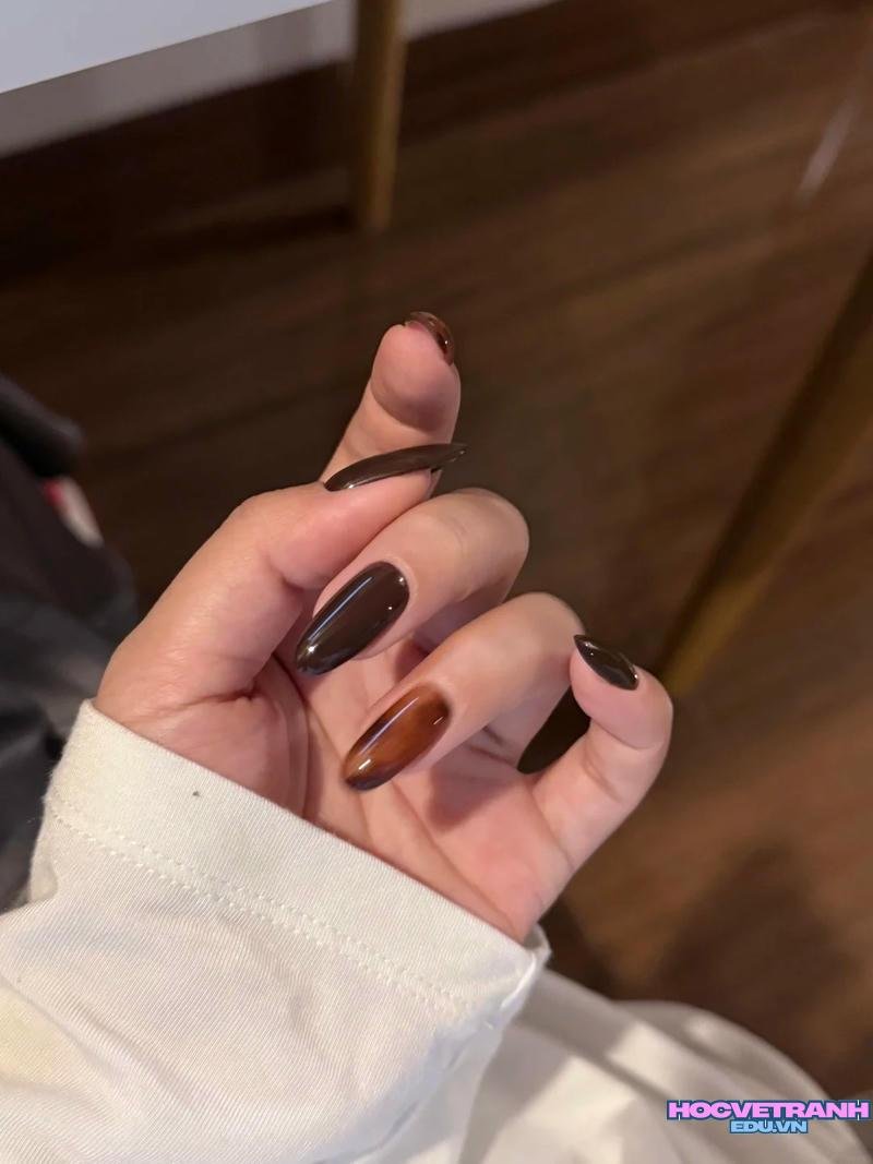 Khám phá ảnh nail màu nâu độc đáo