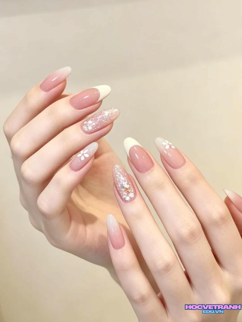 Khám phá ảnh nail nhẹ nhàng cuốn hút