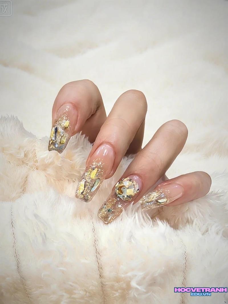 Khám phá ảnh nail sang chảnh độc đáo