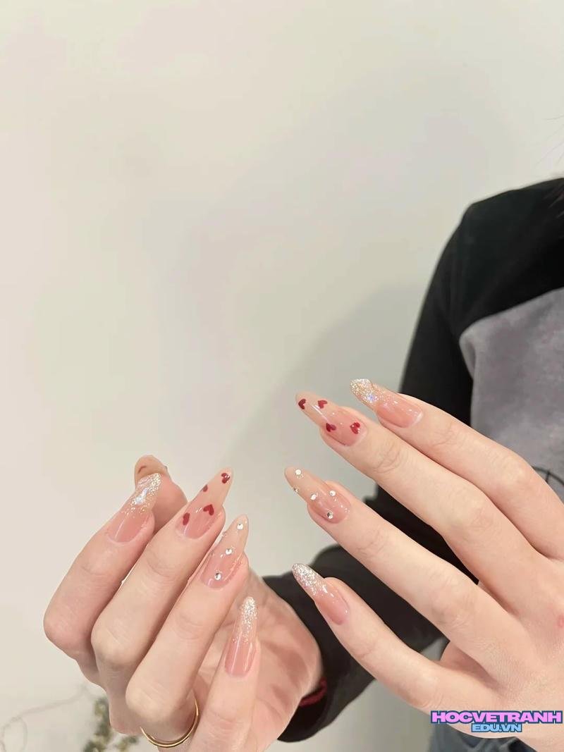 Khám phá ảnh nail trái tim độc đáo