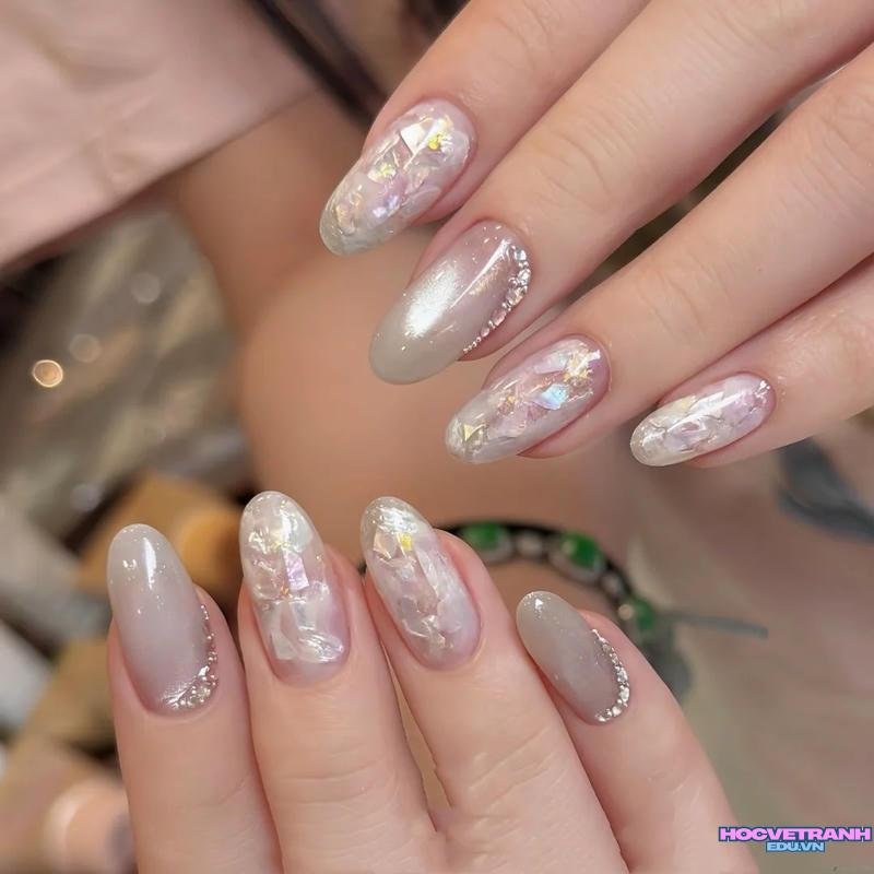 Khám phá kho ảnh nail ẩn xà cừ cuốn hút