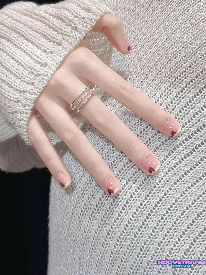 Khám phá kho ảnh nail trái tim cuốn hút