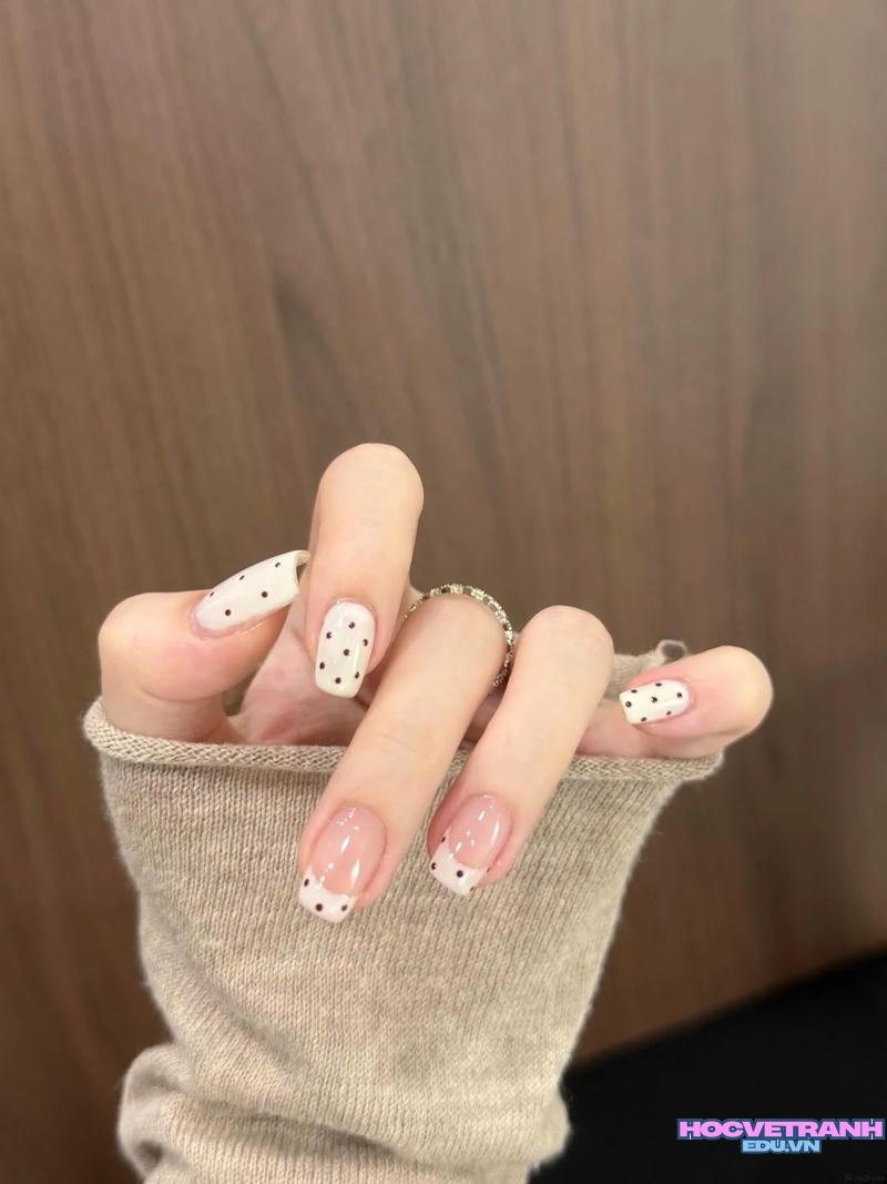 Loạt ảnh nail chấm bi đẹp