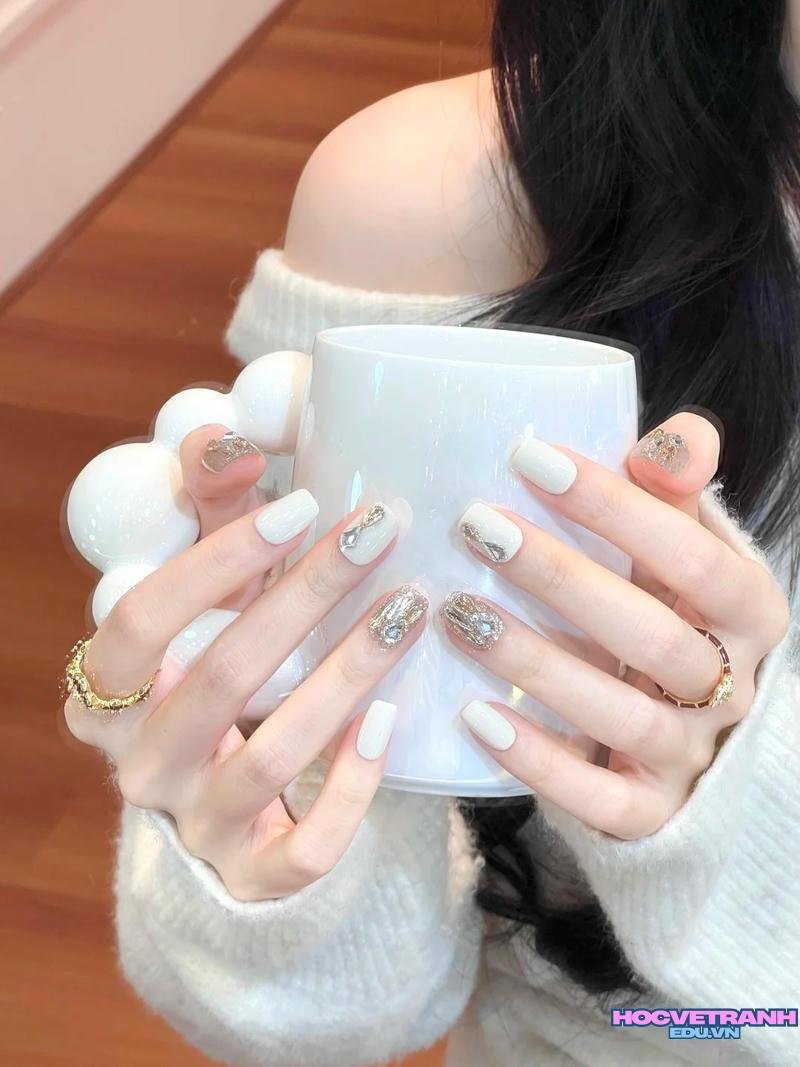 Loạt ảnh nail trắng đẹp