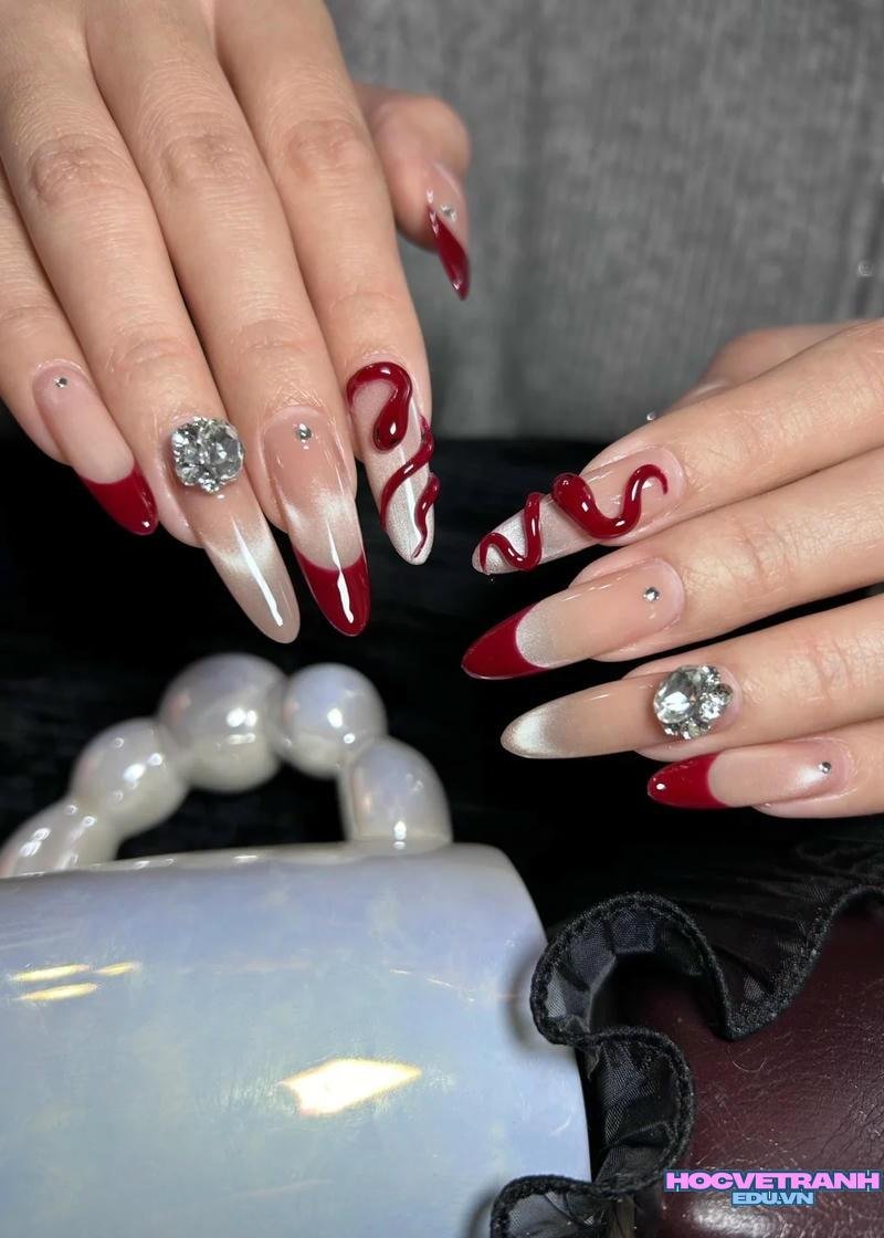 Ngắm ảnh nail con rắn mới