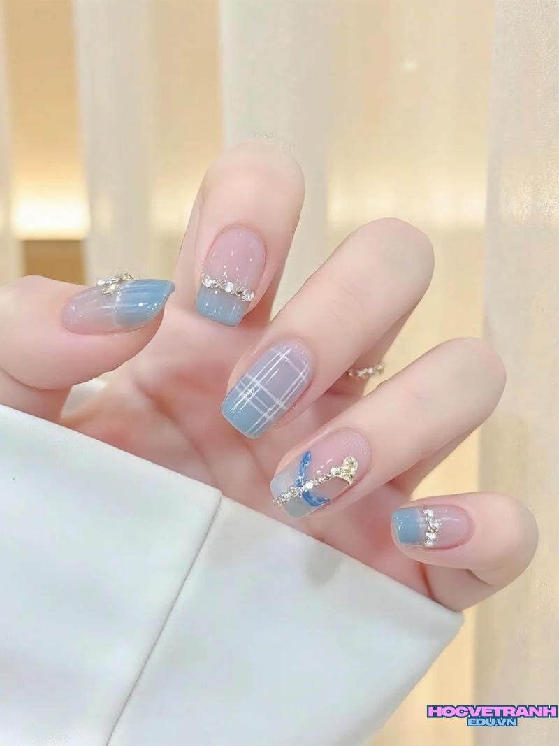 Ngắm ảnh nail kẻ mới