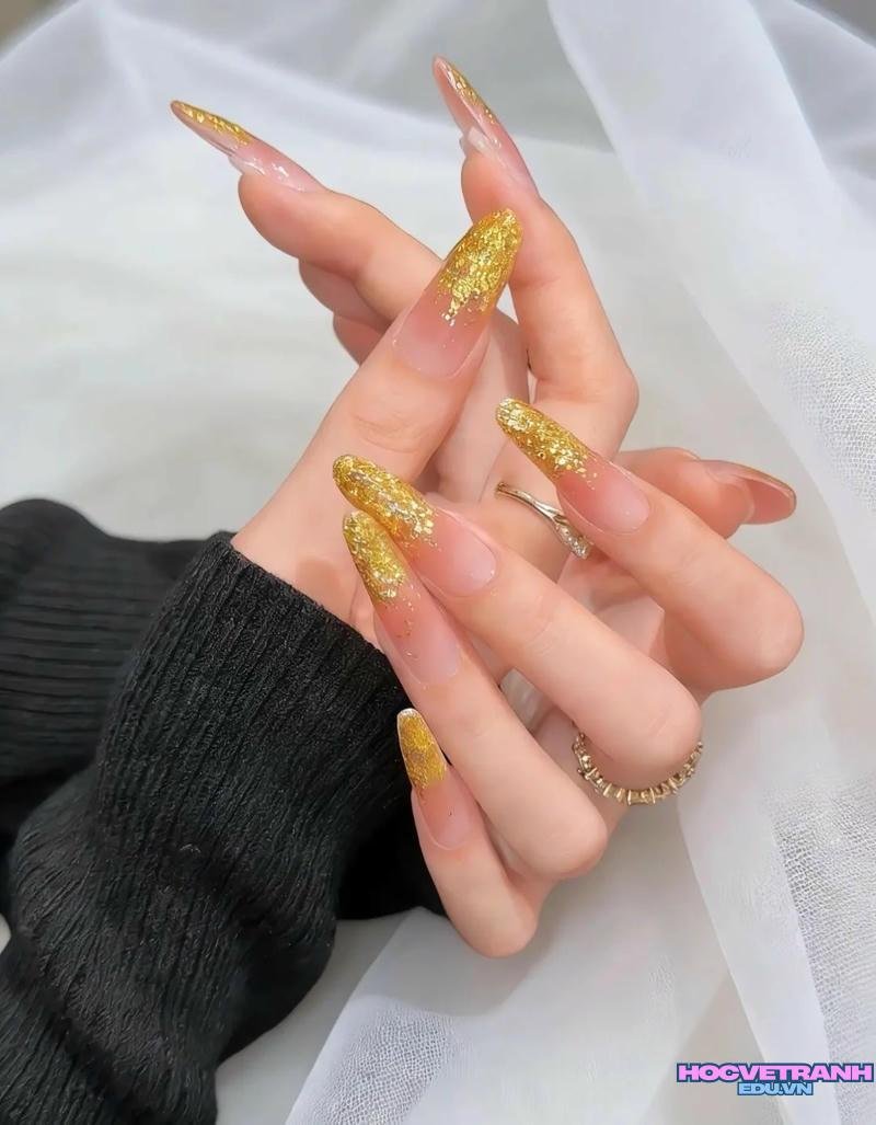 Ngắm ảnh nail kim tuyến mới