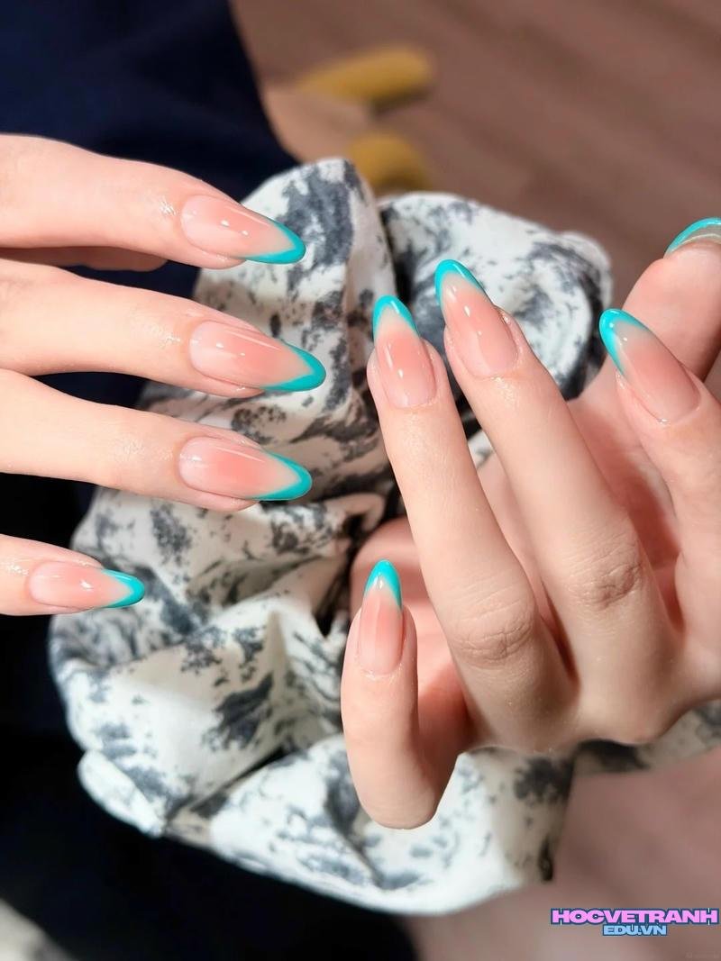 Ngắm bộ ảnh nail màu xanh ngọc cực hot