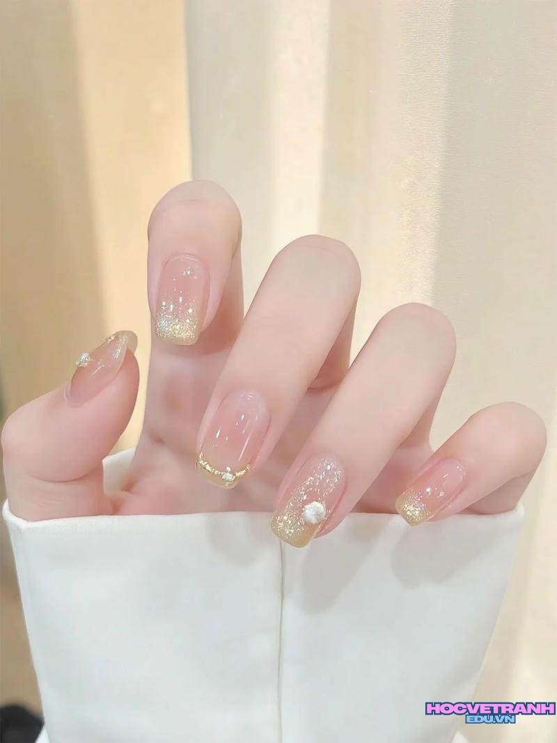 Tải về ảnh nail đơn giản cho học sinh mới