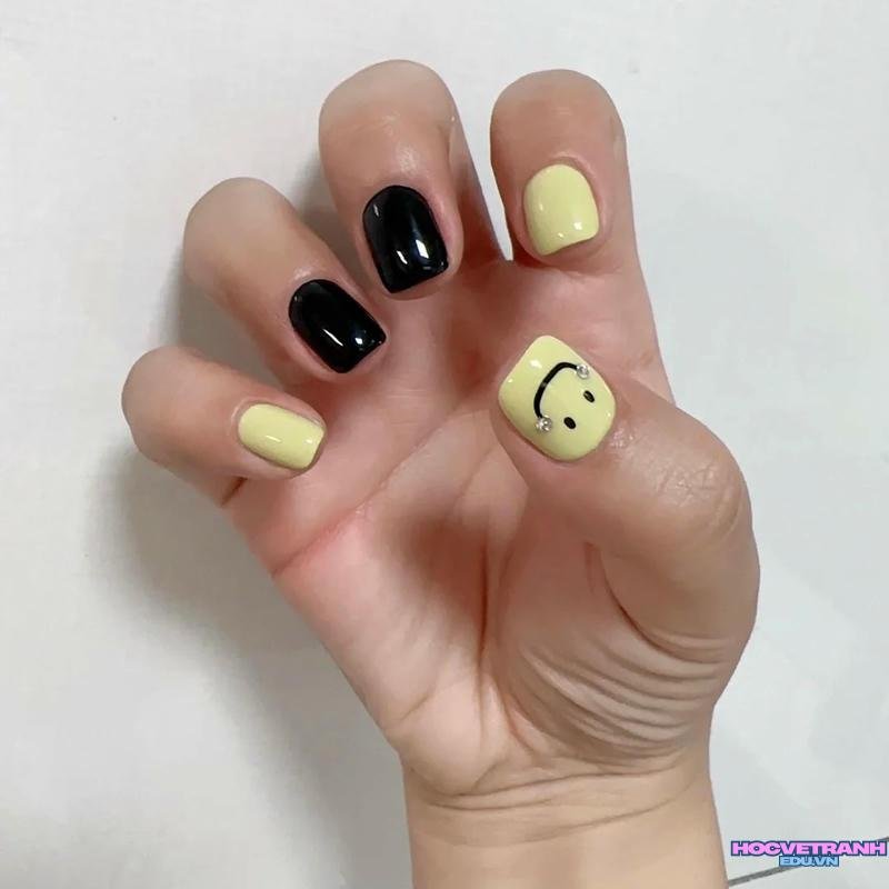 Tải về ảnh nail mặt cười mới