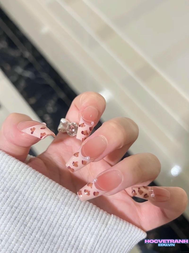 Tuyển tập bộ ảnh nail bò sữa trend nhất