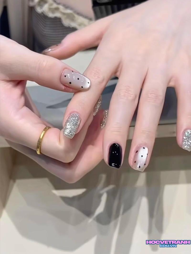 Tuyển tập bộ ảnh nail chấm bi trend nhất