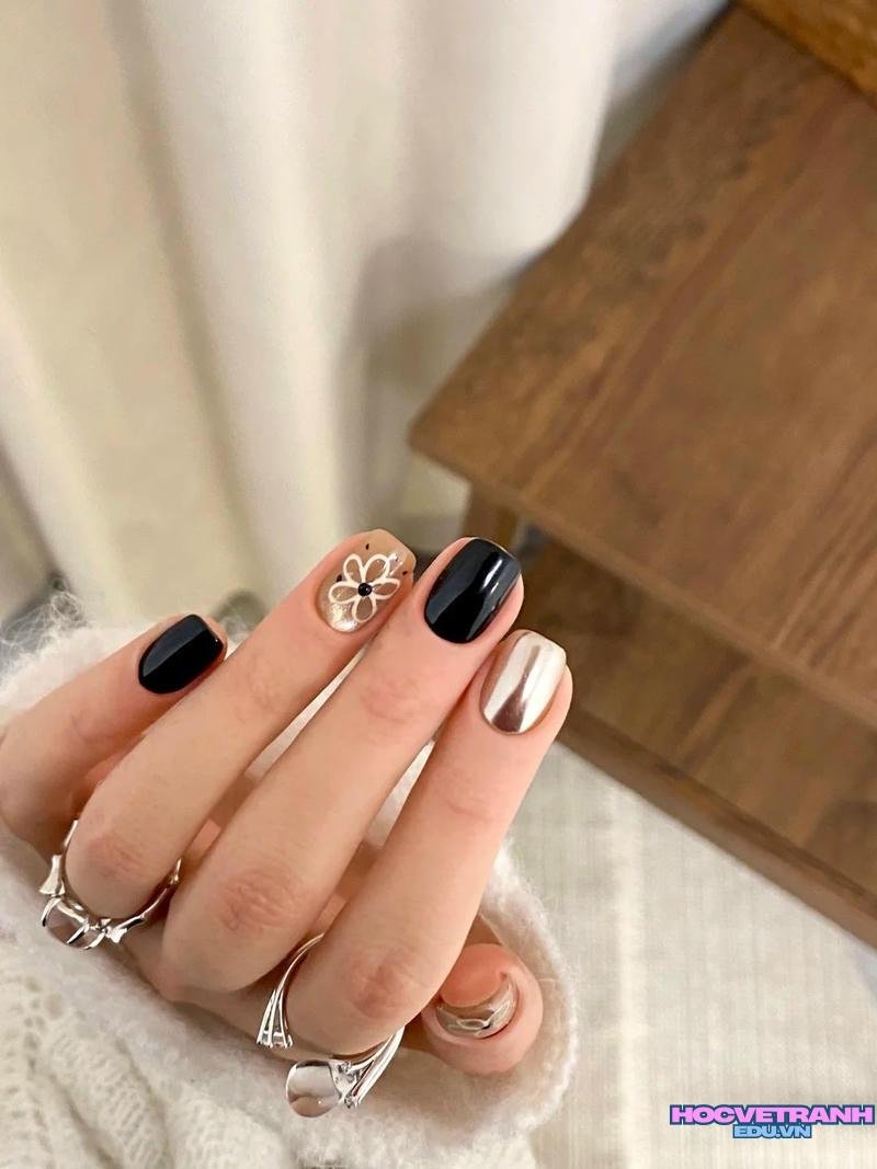Tuyển tập bộ ảnh nail màu bạc trend nhất
